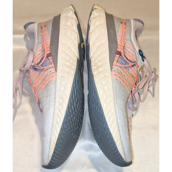 Nike Womens React Infinity Run Flyknit 2 Premium Pink Foam Blue Tint Size 9.5 - Picture 6 of 10